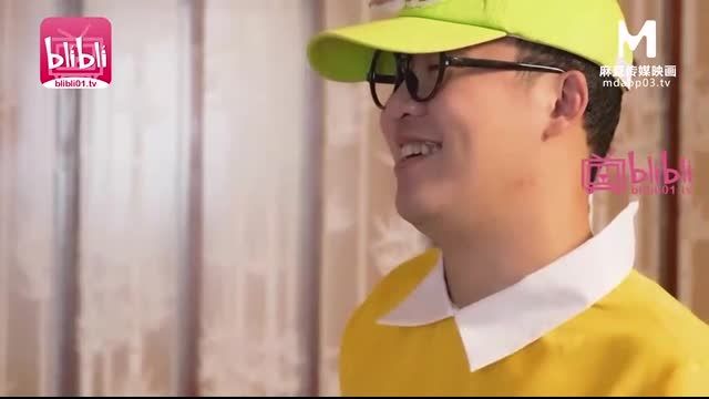 
							國產麻豆AV 青梅竹馬淫亂3P 沈娜娜
						