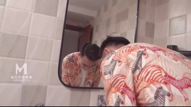 
							國產麻豆AV 婊妹的陰險潮穴 張芸熙
						